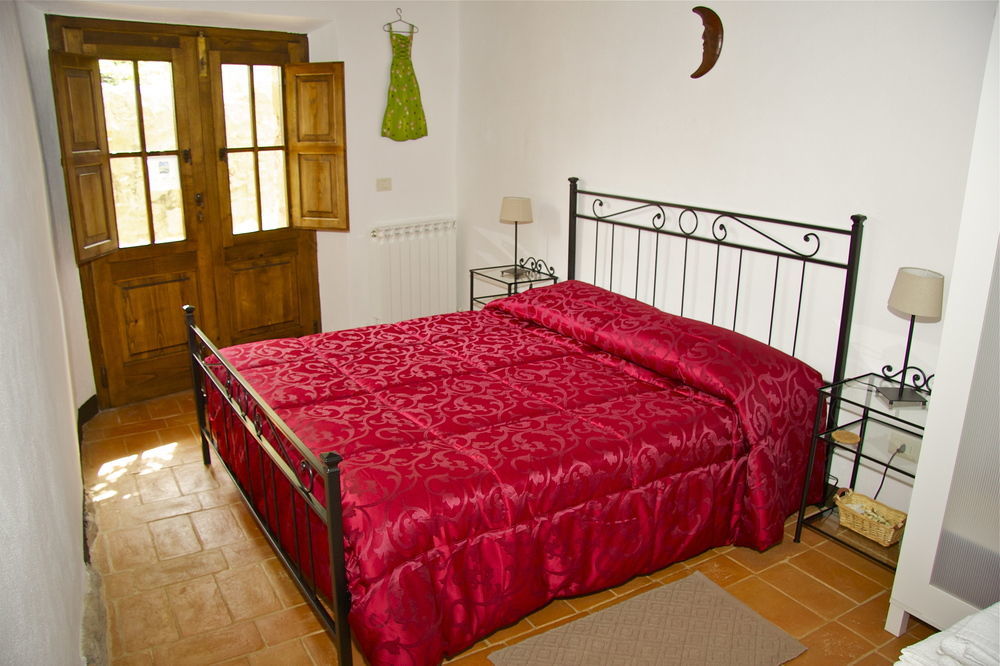 מונטיקיילו In Toscana Camere מראה חיצוני תמונה